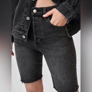 Aritzia | Denim Forum | Yoko Bermuda Short | Black | 25